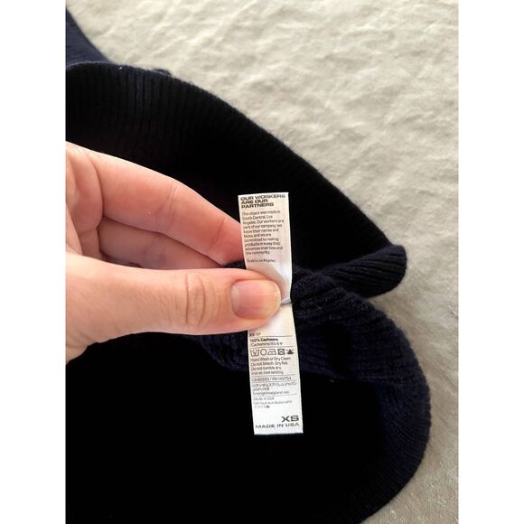 Los Angeles Apparel Cashmere Knit Sleeveless Mock Neck in Navy - XS - Picture 6 of 6